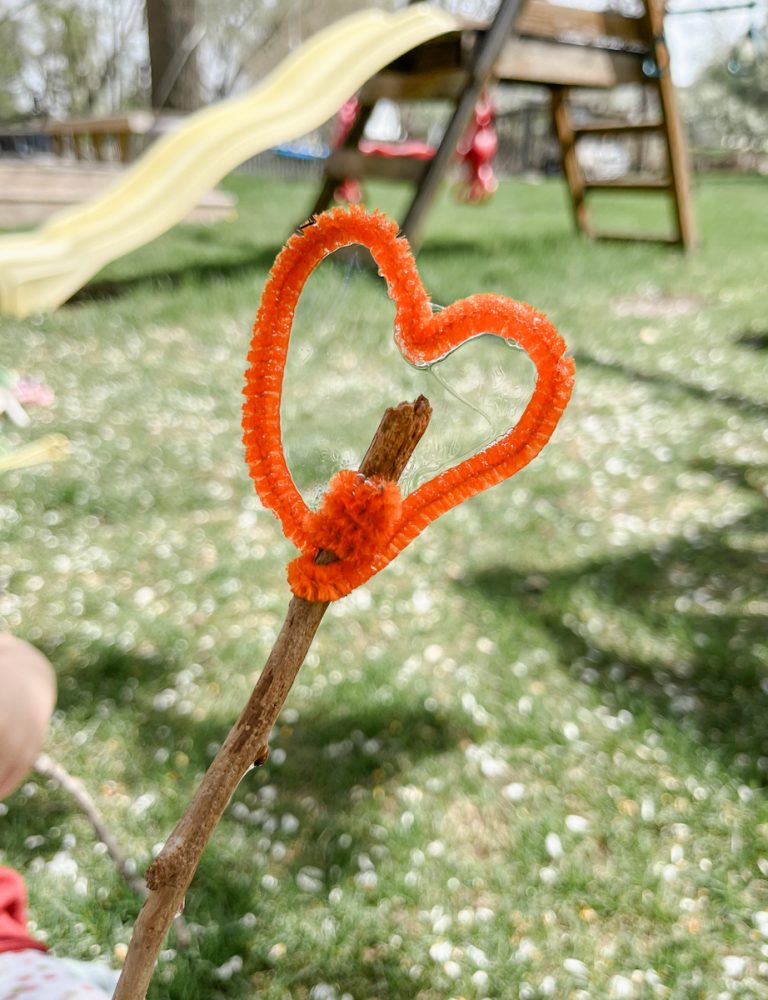 How to Make a DIY Bubble Wand